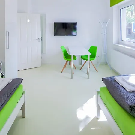 Secondhome Stuttgart: Modern Apartment near Esslingen's Historic Center Esslingen am Neckar Exterior photo