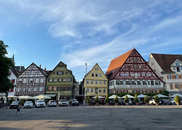 Secondhome Stuttgart - Sehr Schoene Und Moderne Apartments Nahe Dem Historischen Stadtkern Von Esslingen An